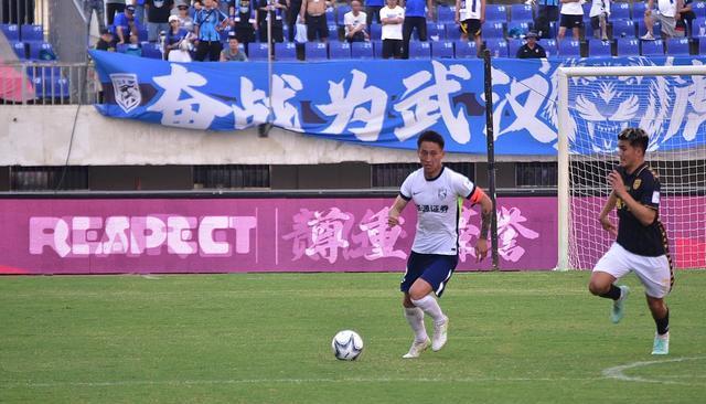 yid, 严重的困境, 邓卓翔的支