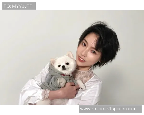 《足球巨星宠粉记：娱乐圈流量之下的爱与荣耀》